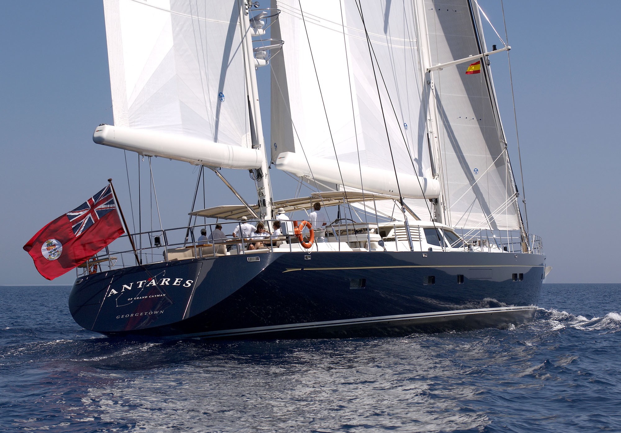 luxury yacht charter grand cayman